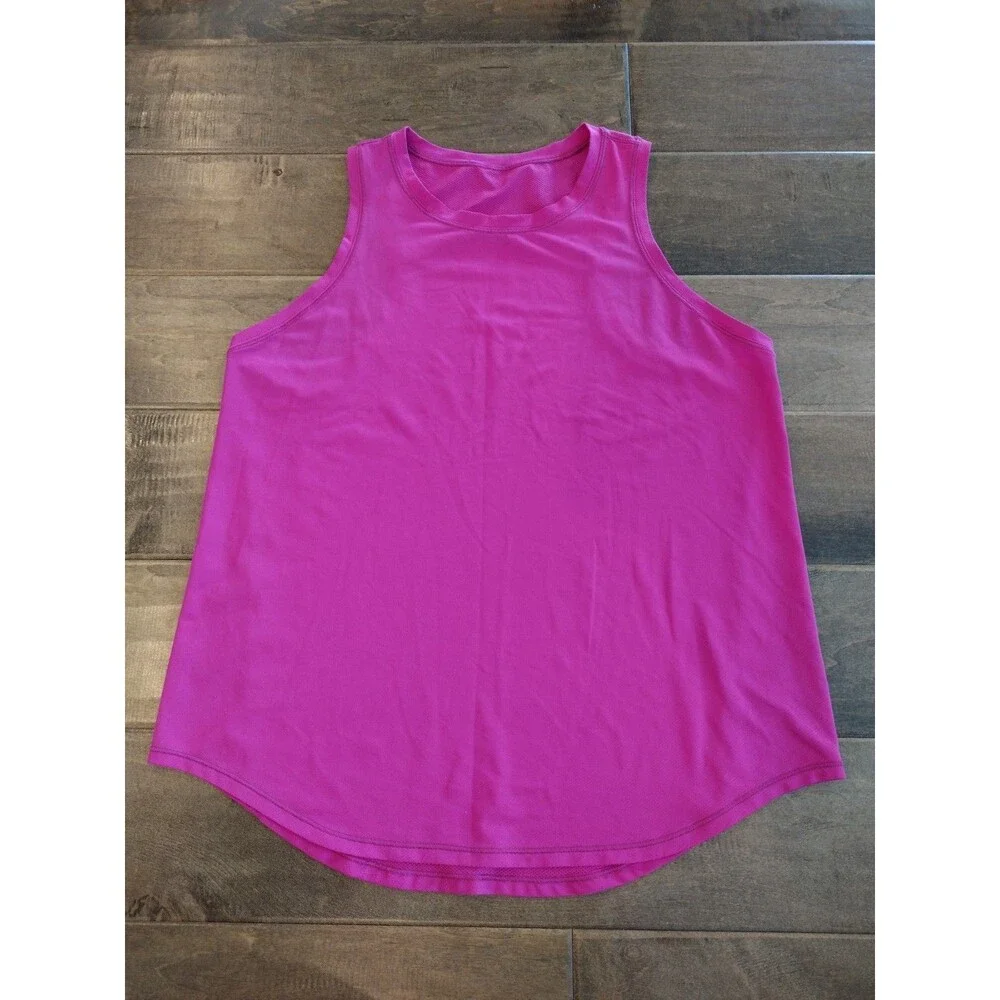 LULULEMON Women's Sculpt magenta sleeveless reflective tank top - 8